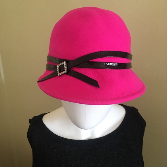 Pink Hat, Gabriel Amar Frank Olive Woolen Hat - Picture 2 of 15